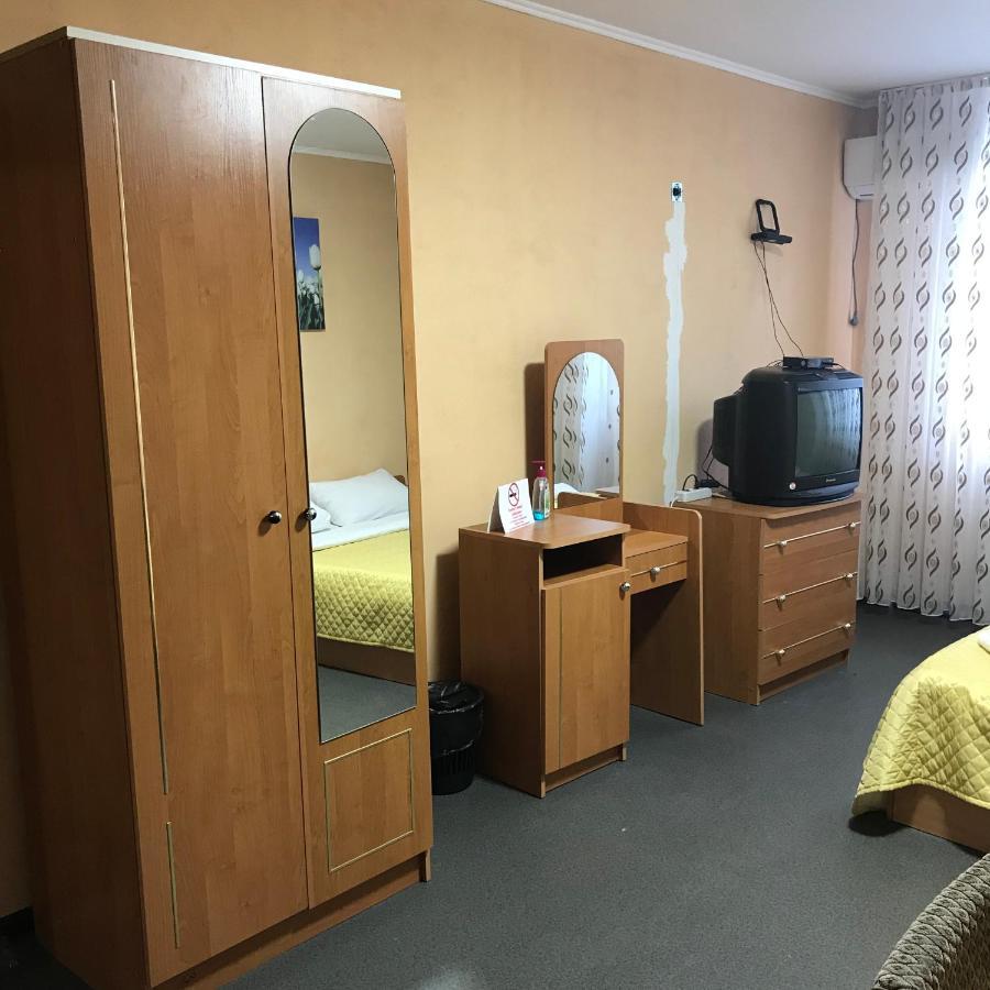 Мини Отель «Positive” Kiev Buitenkant foto